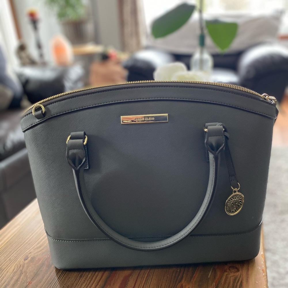 Elegant Black Handbag